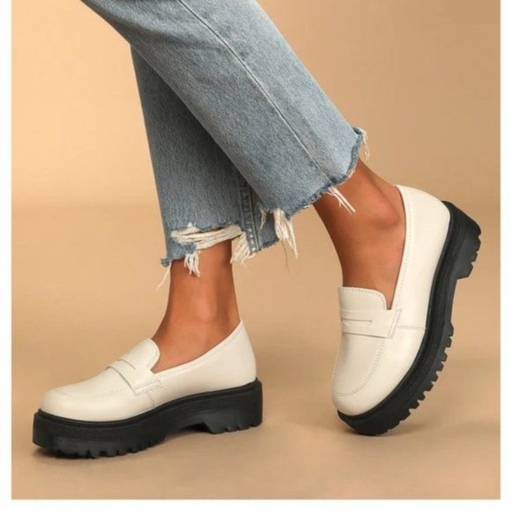 !! NEW !! White Vegan Leather Chunky Sole Loafers